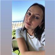 Insegnante di educazione fisica offre servizio di Personal trainer con lezioni private per adulti e bambini a Catania e provincia. Offre lezioni private anche online. Laureata in scienze motorie bio sanitarie.